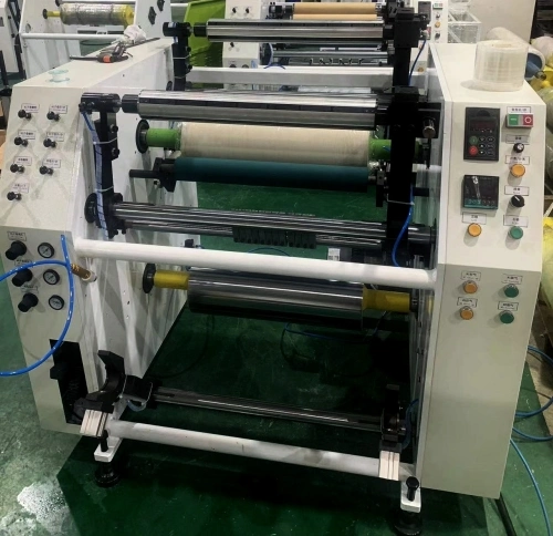 Paper Tubeless Stretch Film Rewinding Machine LLDPE PVC PVDC POF PVA Pet Pec Cling Film Rewinder Machinery 76mm Shaft Semi Automatic Rewinding Machine